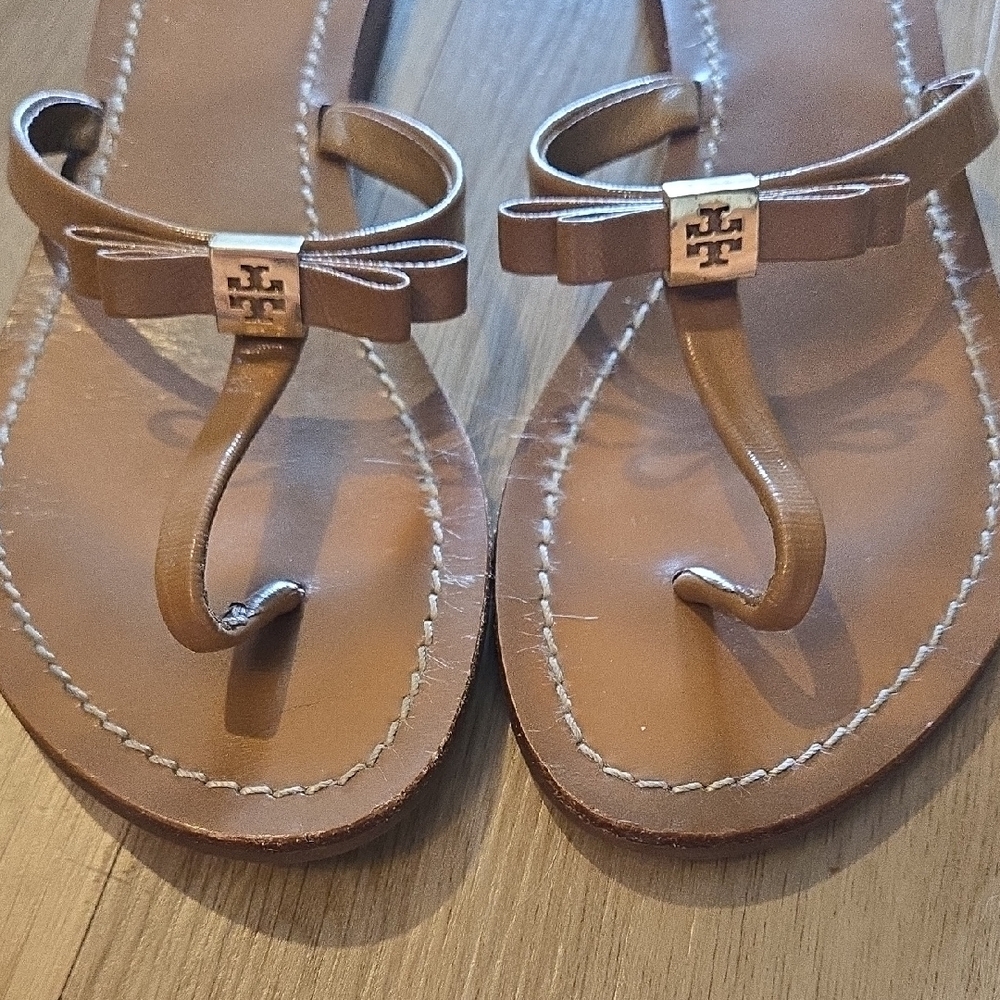 Tory Burch Brown Leather Thong Sandals - Picture 3 of 4